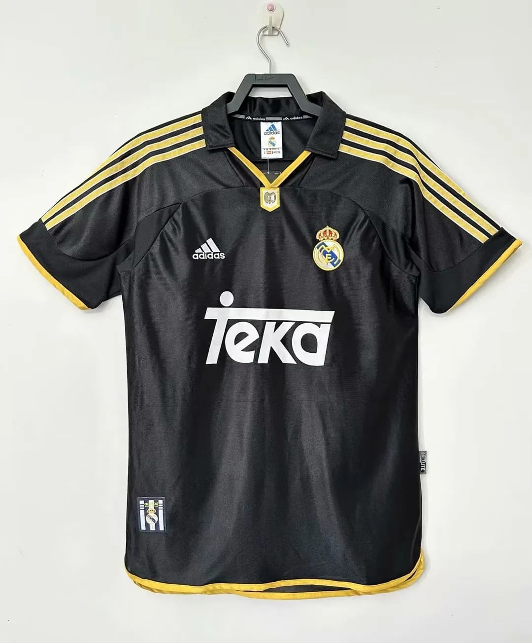 1999-01 Real Madrid Away Retro Jersey