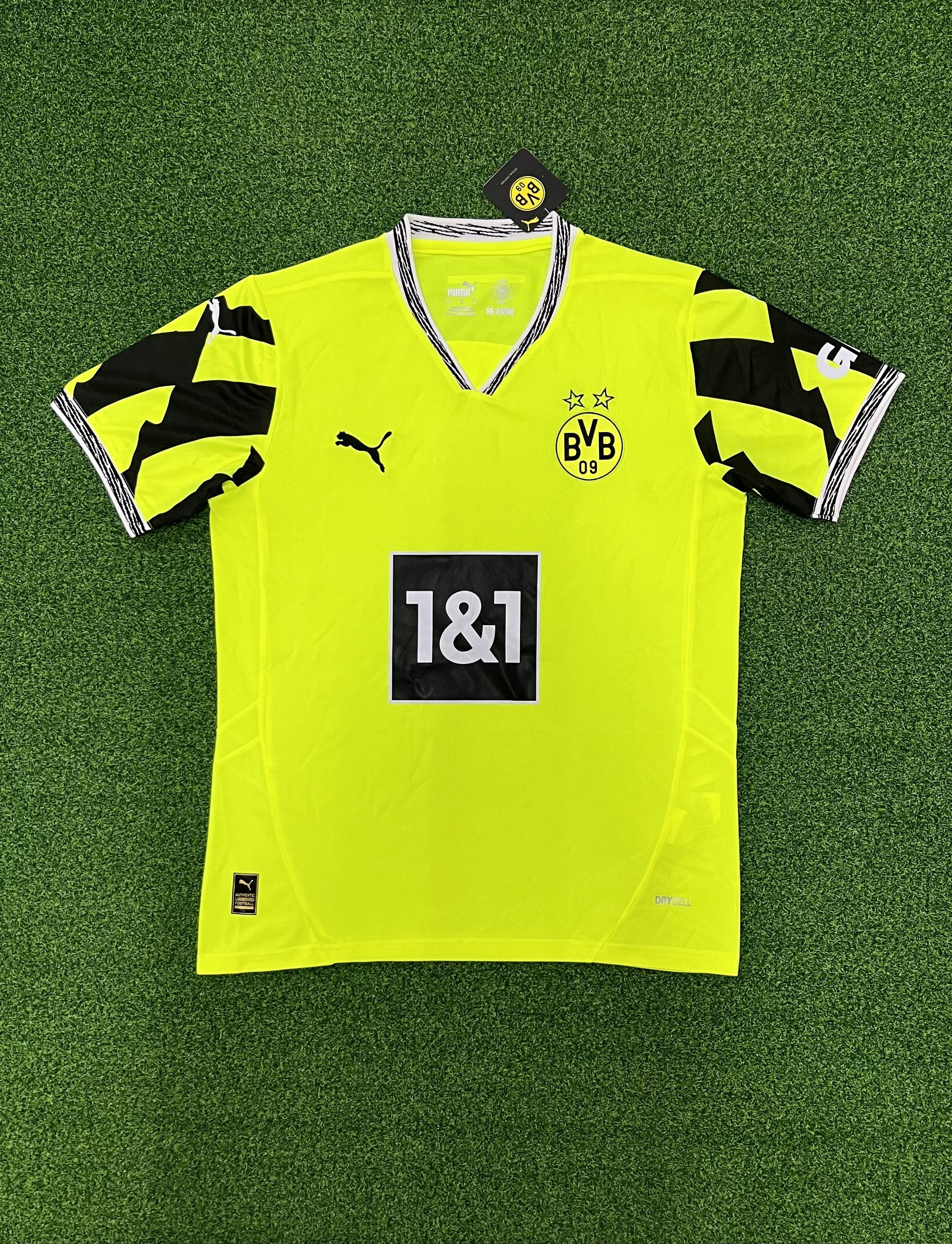 2025-26 Dortmund special edition jersey