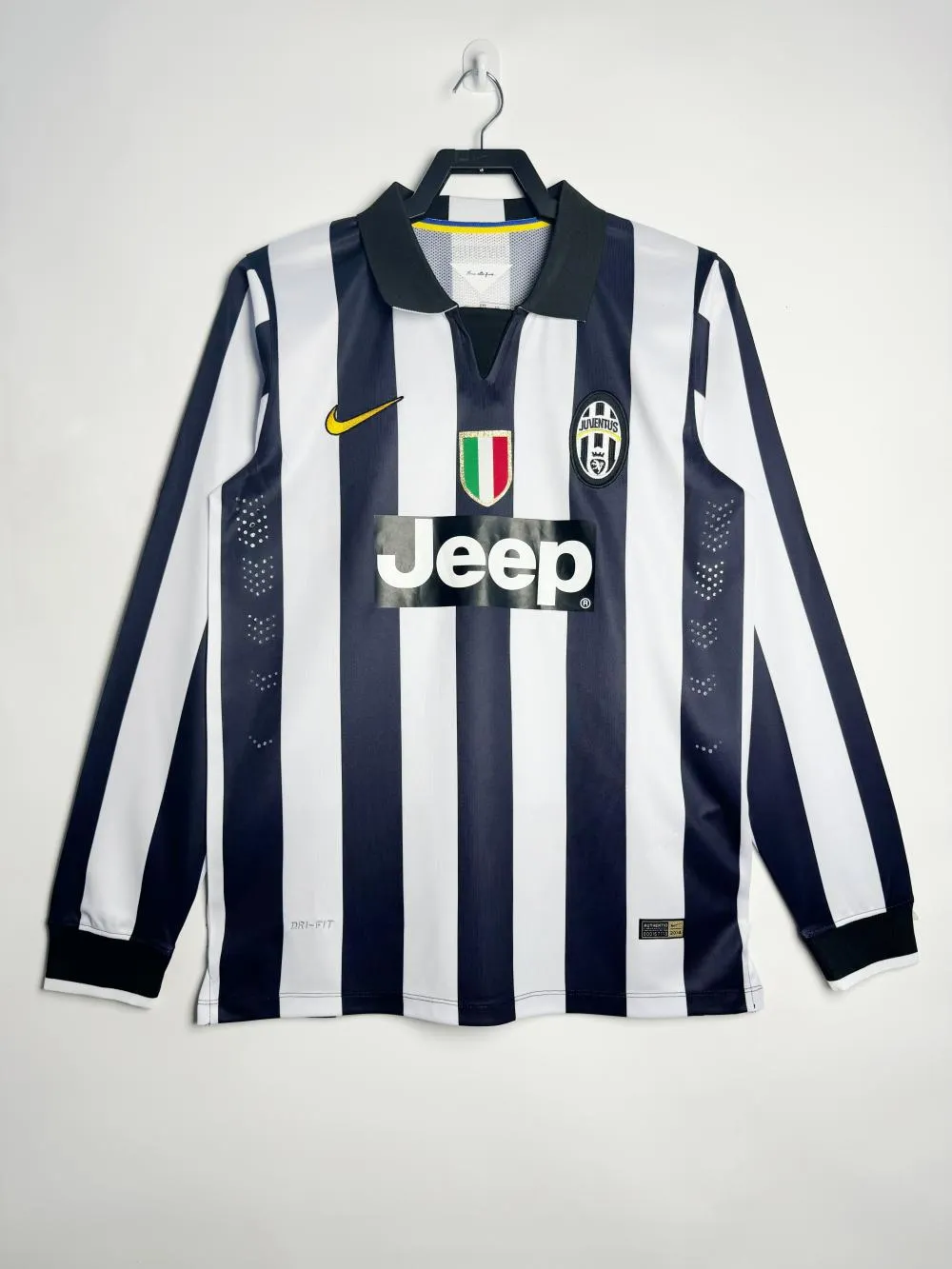 2014-15 Juventus Home Long-Sleeve Retro Jersey