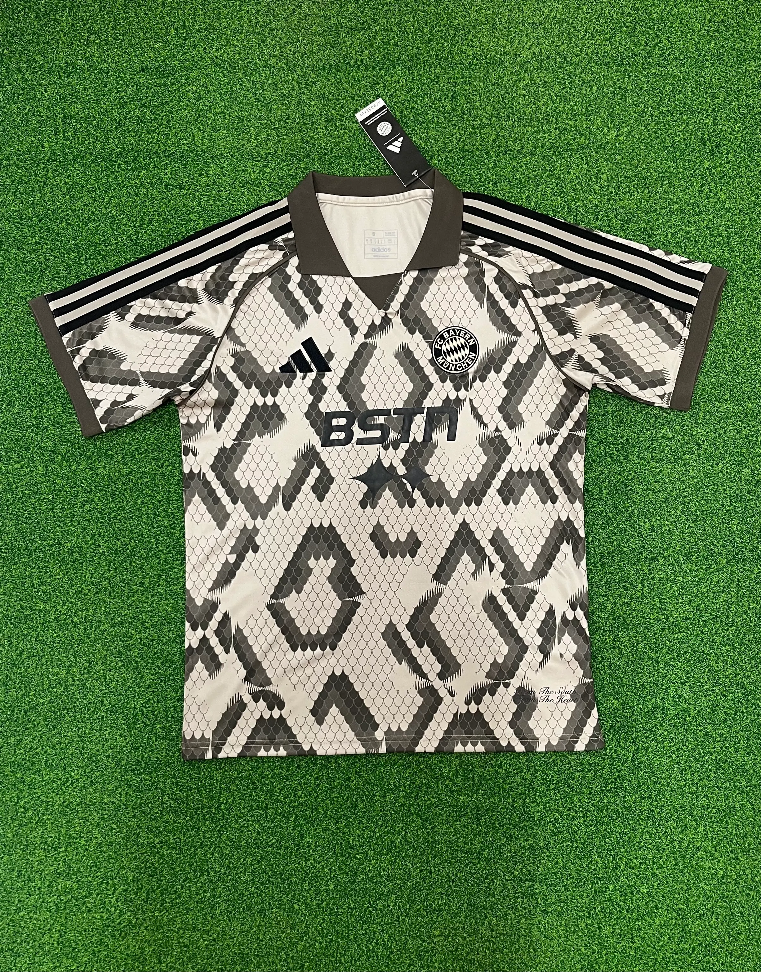 2025-26 Bayern Munich co-branded jersey
