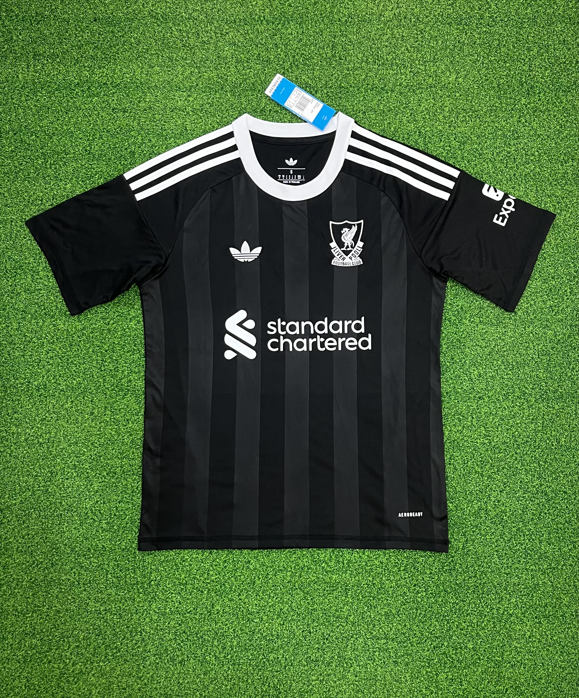 2025-26 Liverpool Goalkeeper Shirt