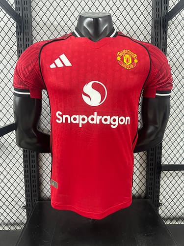 2025-26 Manchester United Home Shirt - Player Edition