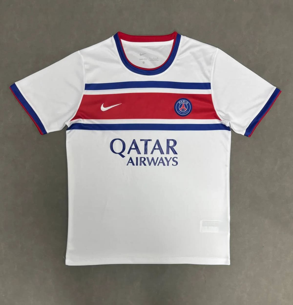 2026-27 Paris Saint-Germain Training Jersey – Fan Version
