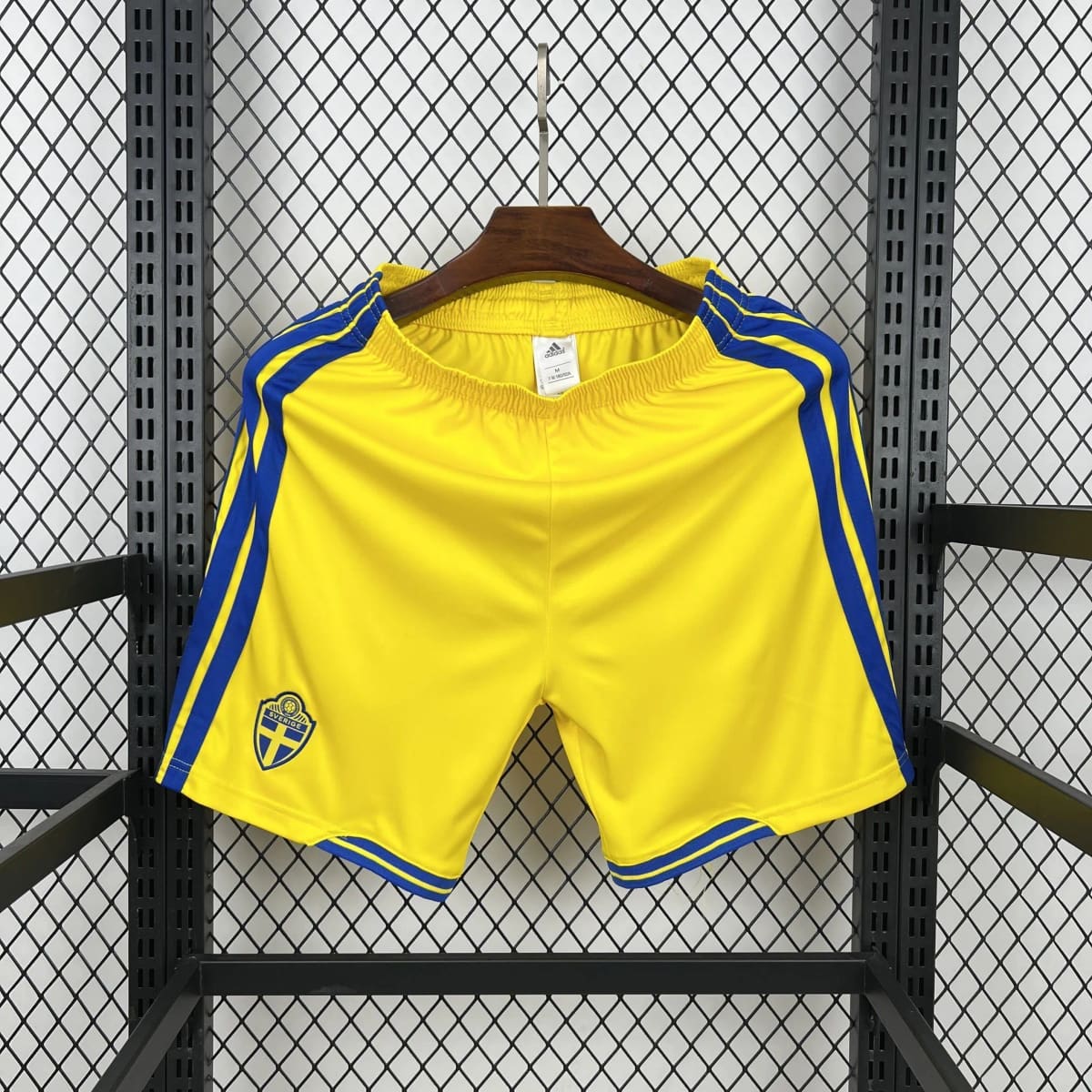 2026-27 Sweden Away Shorts - Fan Edition