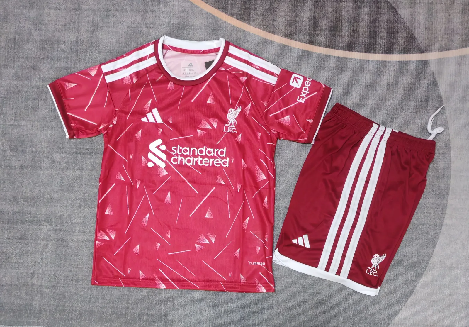 2026-27 Bayern Munich Home Jersey – Kids' 1