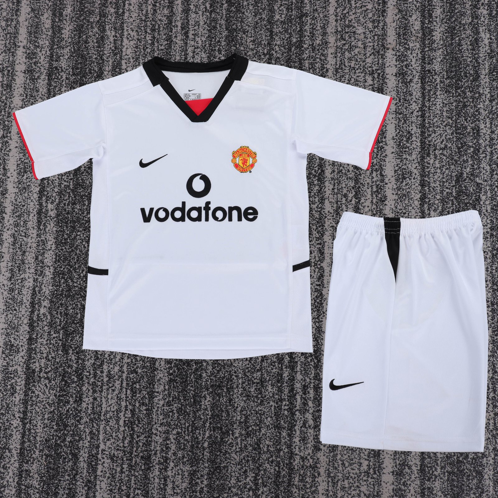 2002-03 Manchester United Away Retro Jersey - Kids 1