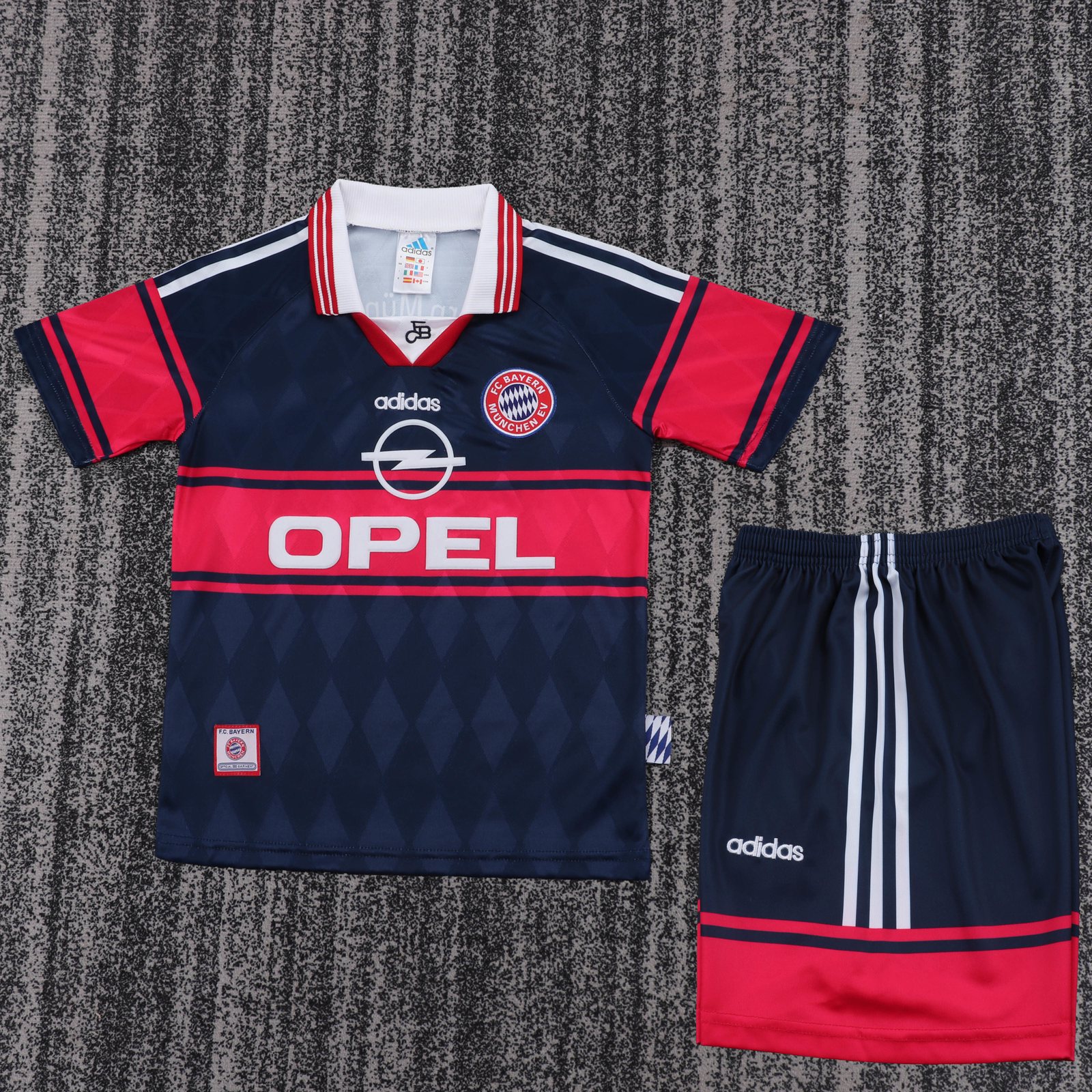 1997-99 Bayern Munich Home Jersey - Kids 1