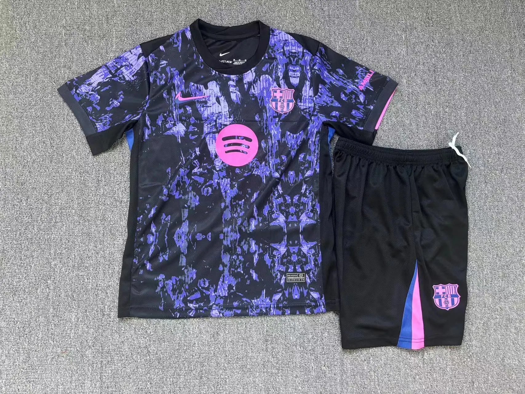2025-26 Barcelona Special Edition Jersey – Kids' 1