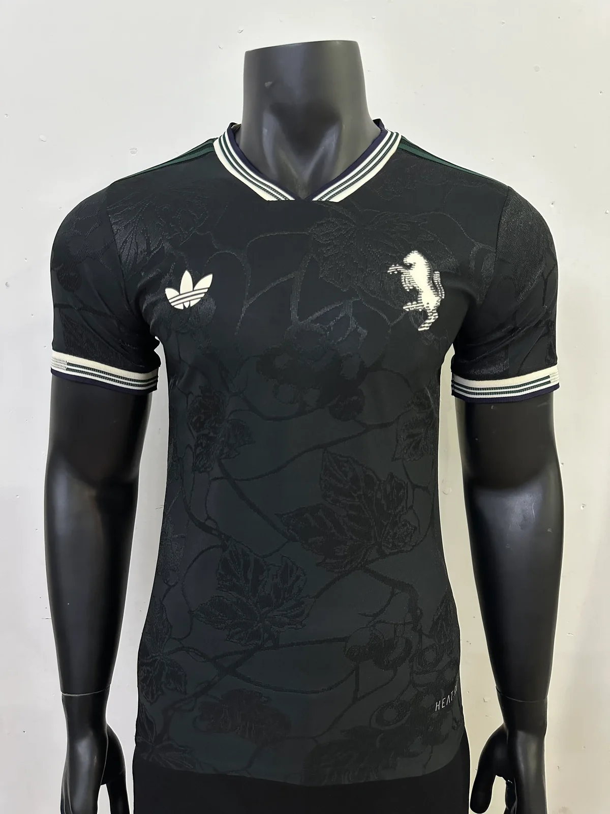 2025-26 Juventus Second Away Kit - Player Version 1