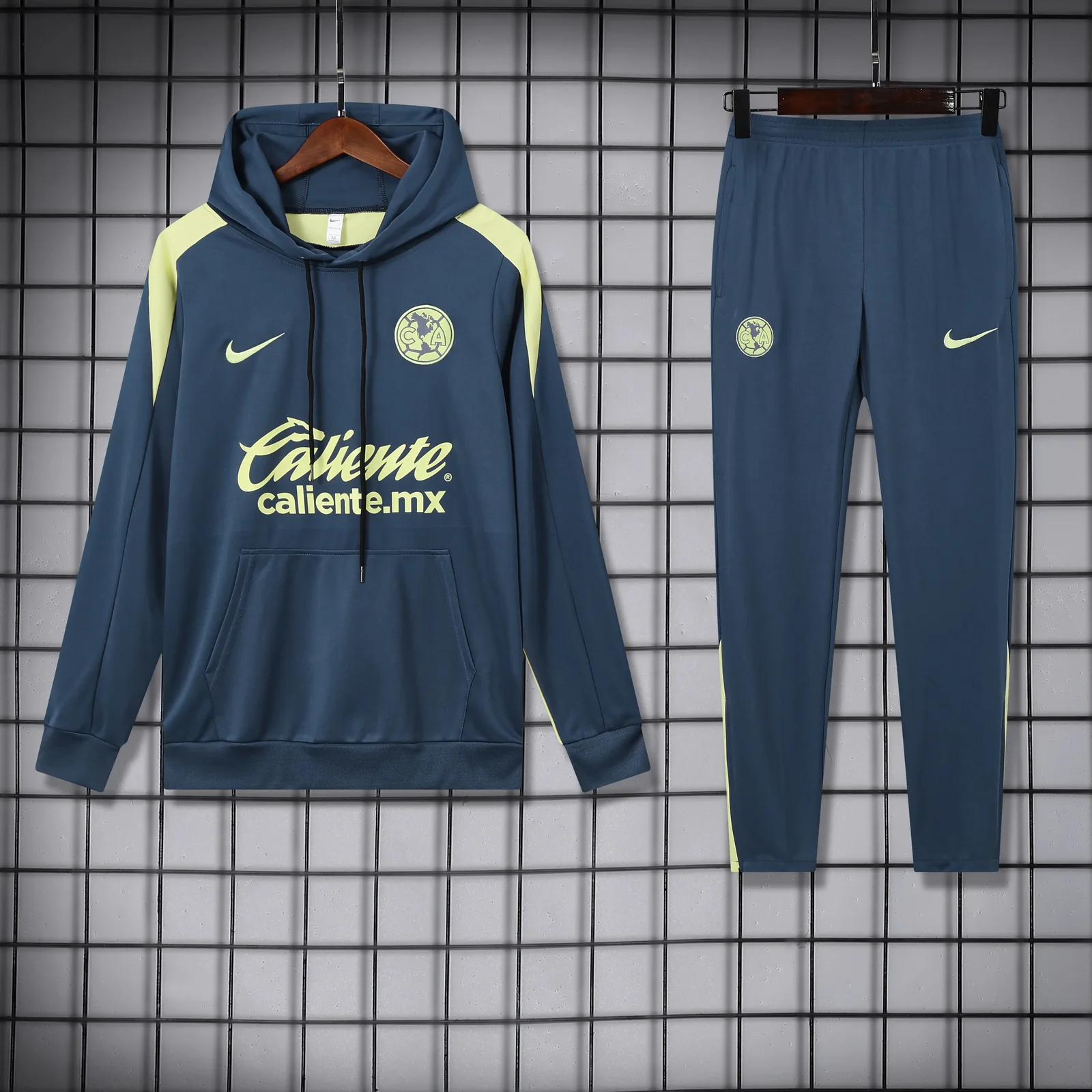 2025-26 Cougars Hooded Long-Sleeve Training Jersey 1