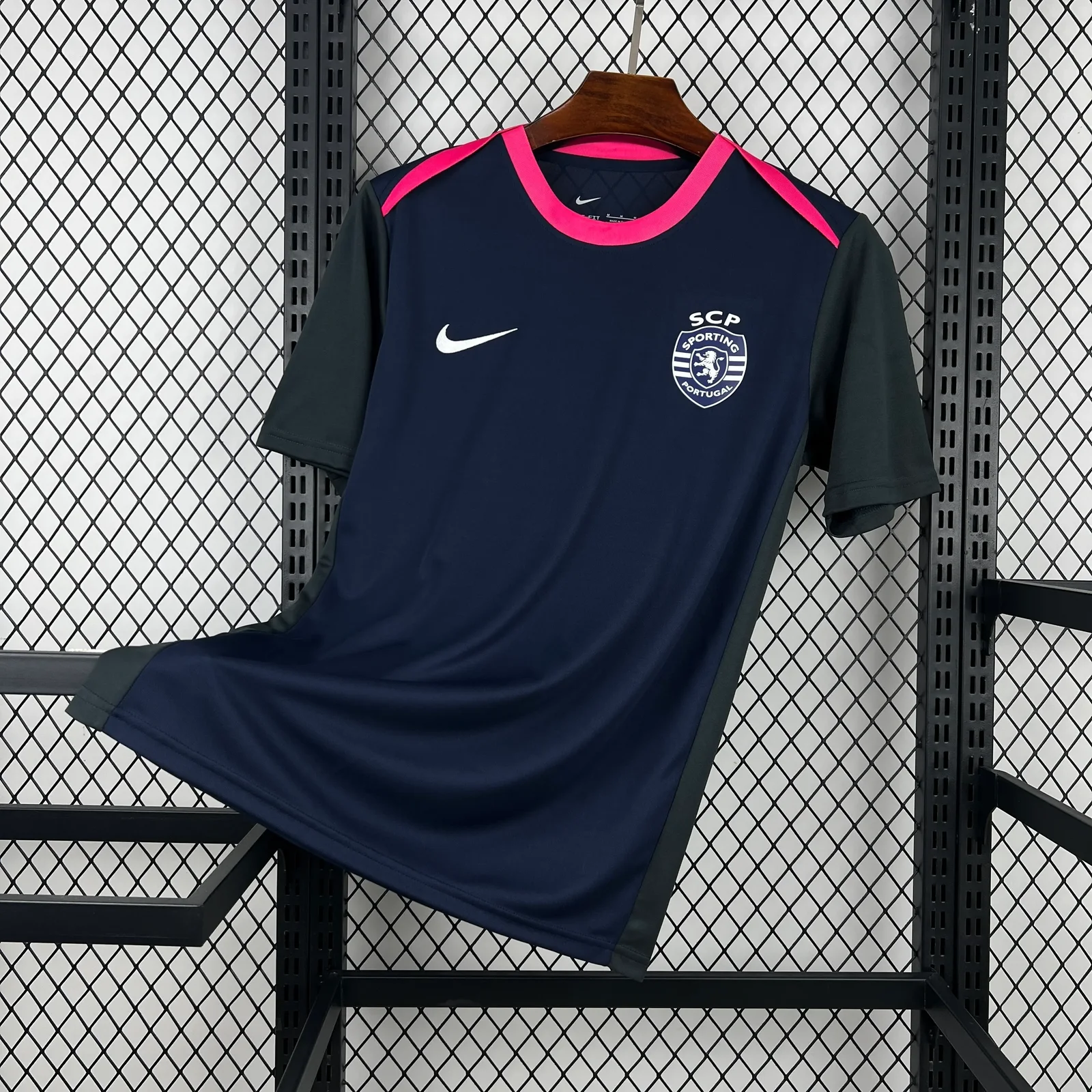 2026-27 Sporting Lisbon Pre-Match Training Jersey - Fan Edition 1