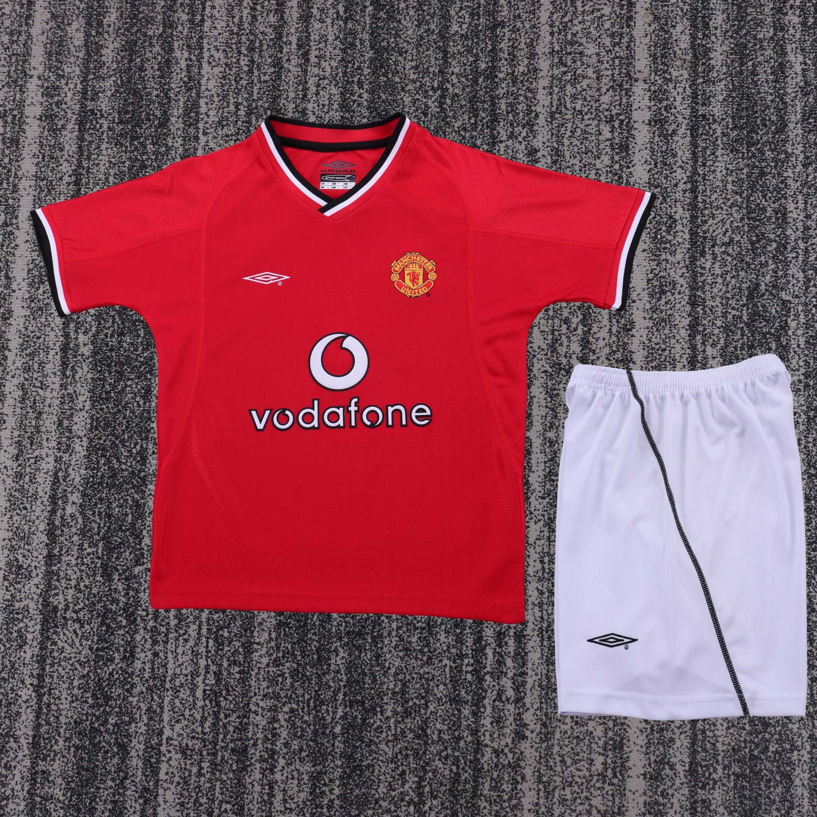 2000-02 Manchester United Home Retro Jersey - Kids 1