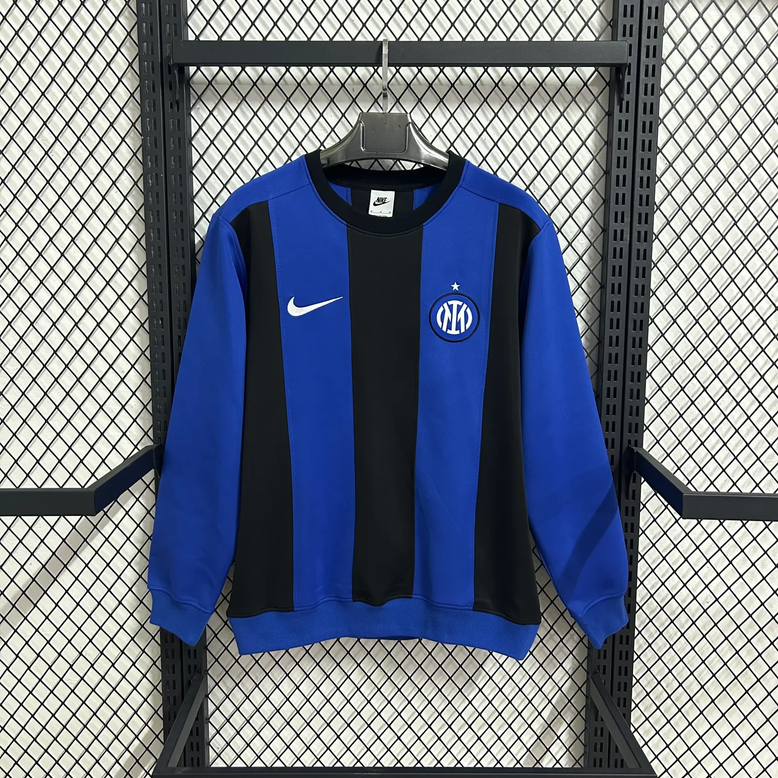 2025-26 Inter Milan Long-Sleeve Sweatshirt 1