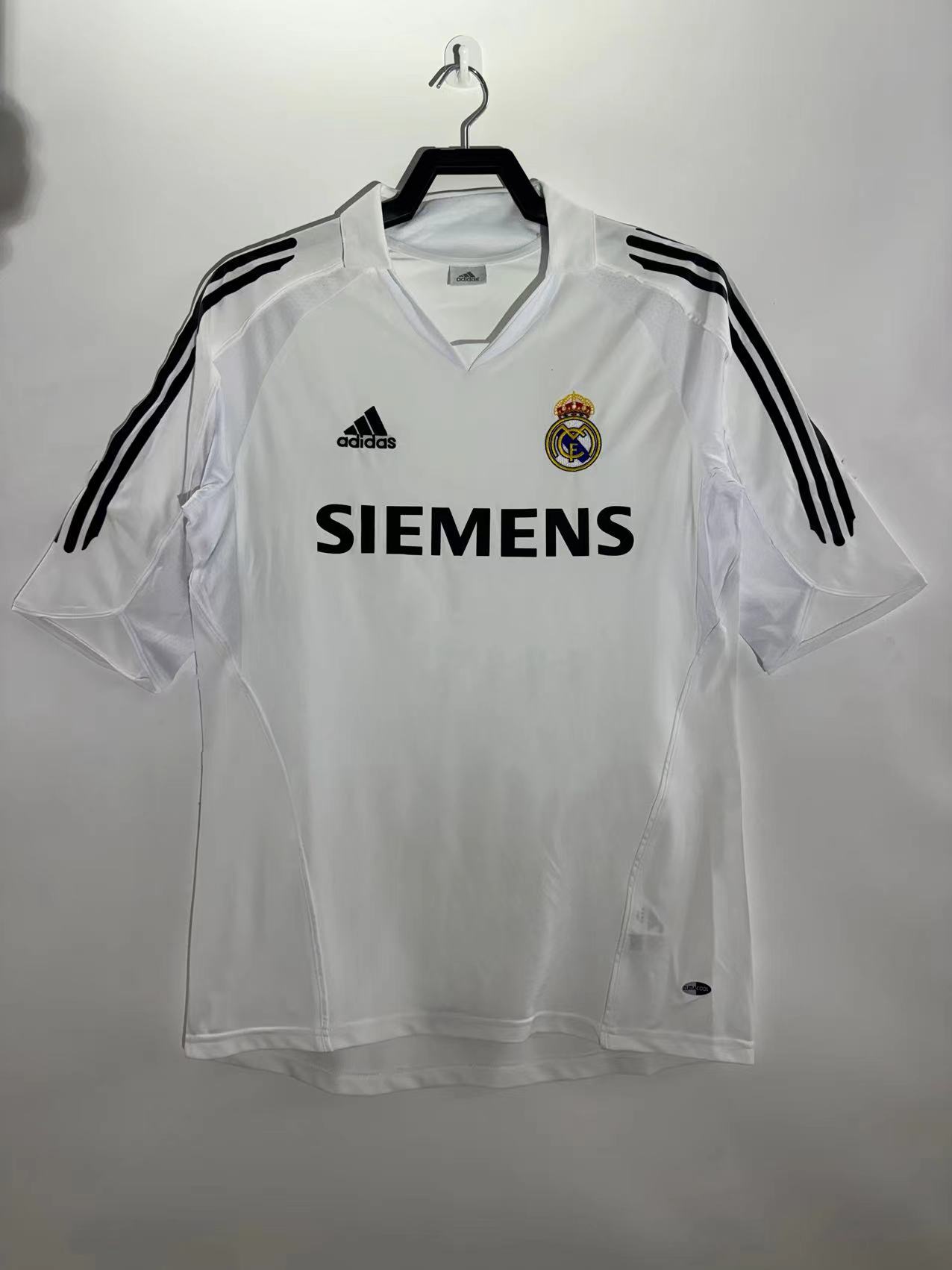 2005-06 Real Madrid Home Retro Jersey 1