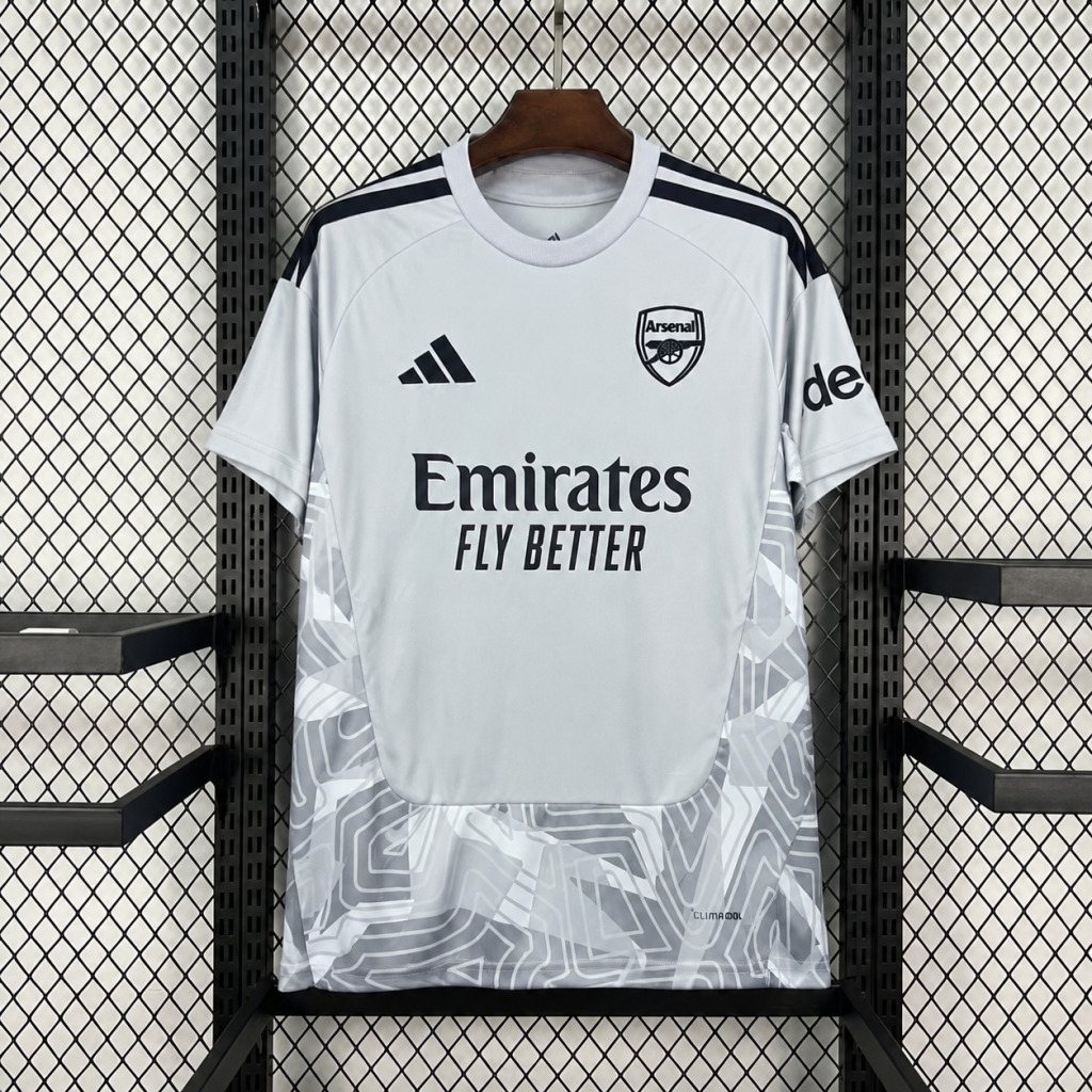 2026-27 Arsenal Goalkeeper Jersey - Fan Edition 1