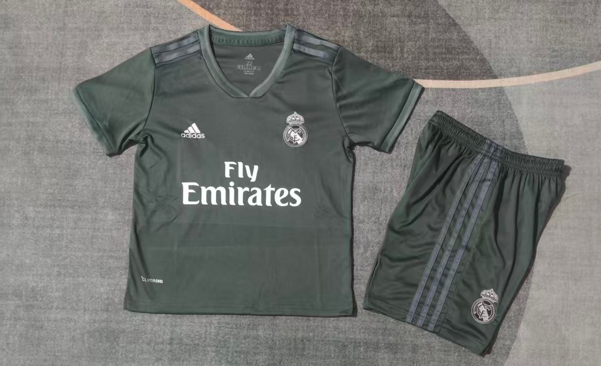 2026-27 Real Madrid Training Jersey - Kids 1
