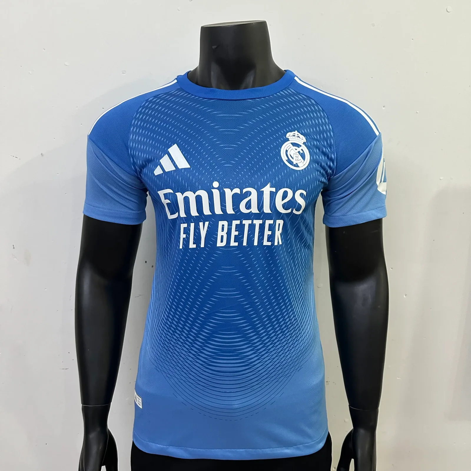 2025-26 Real Madrid Goalkeeper Jersey — Player Version 1