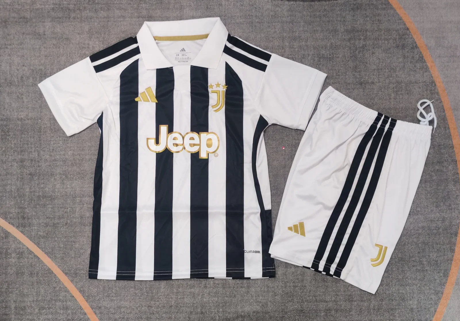 2026-27 Juventus Home Jersey - Kids 1