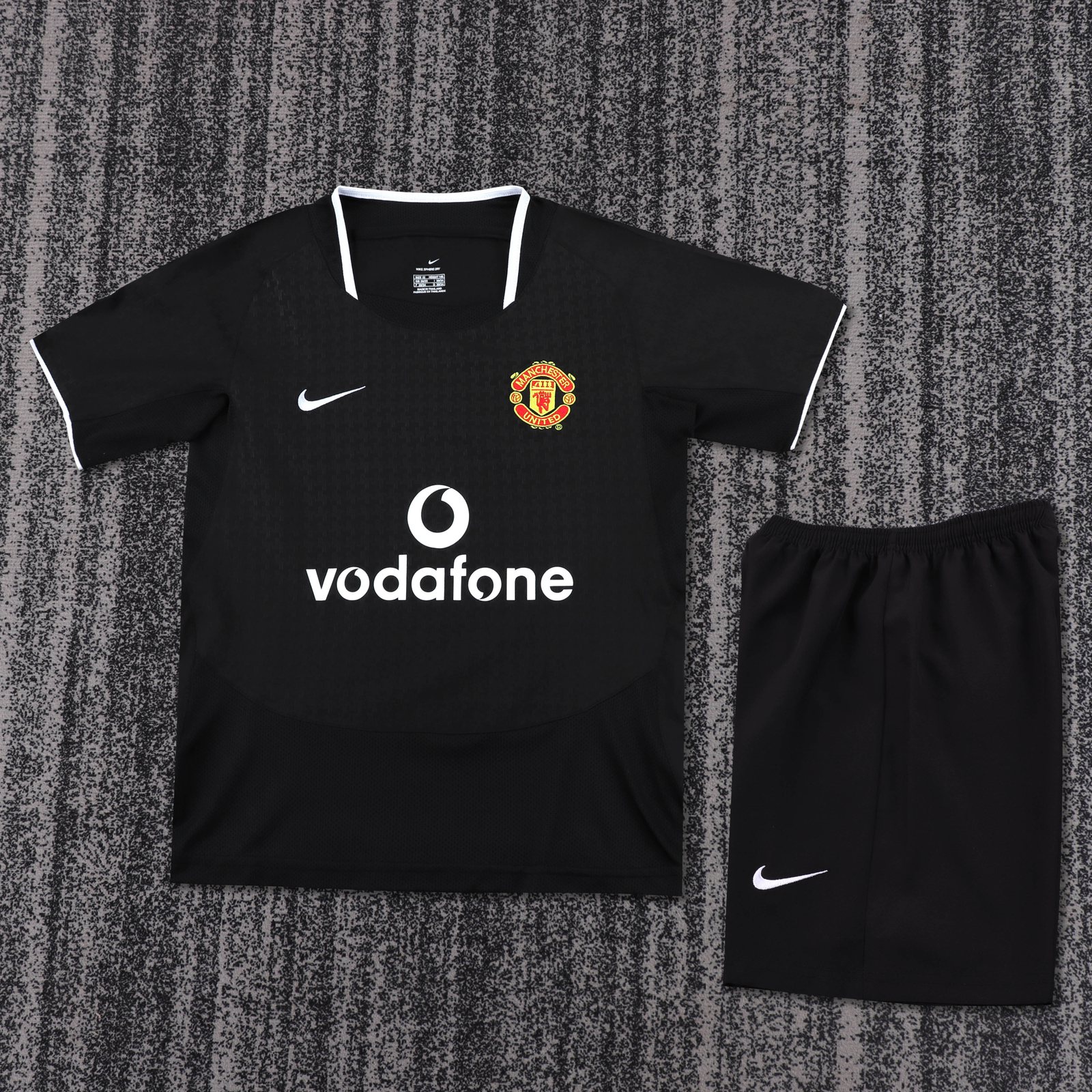 2003-04 Manchester United Away Retro Jersey - Kids 1