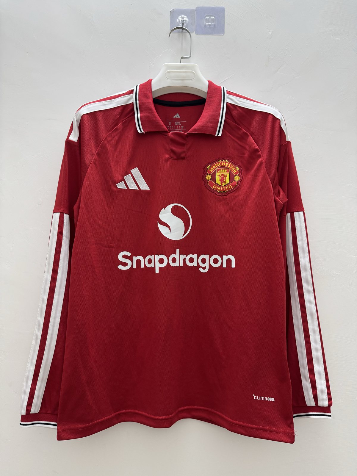 2026-27 Manchester United Home Long-Sleeve Jersey - Fan Edition 1