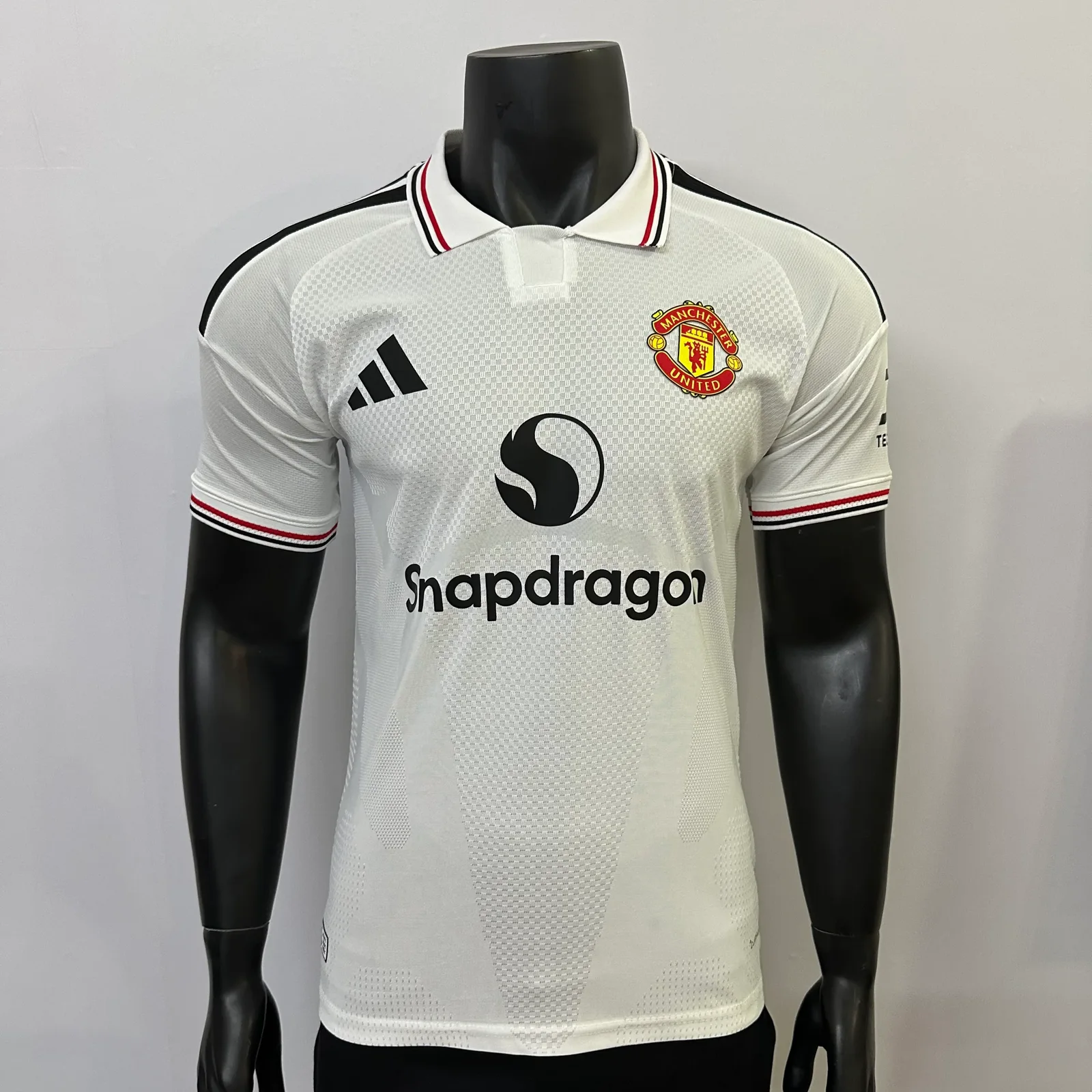 复制2026-27 Manchester United Goalkeeper Jersey - Player Version 1