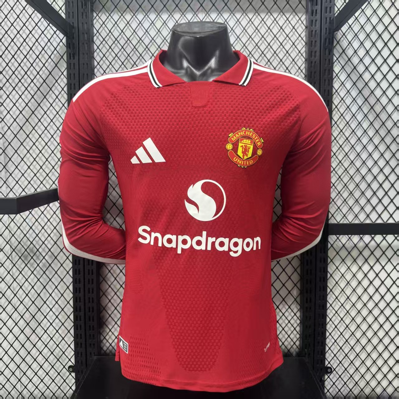 2026-27 Manchester United Home Long-Sleeve Jersey - Player Version 1