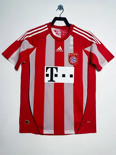 2010-11 Bayern Munich Home Retro Jersey