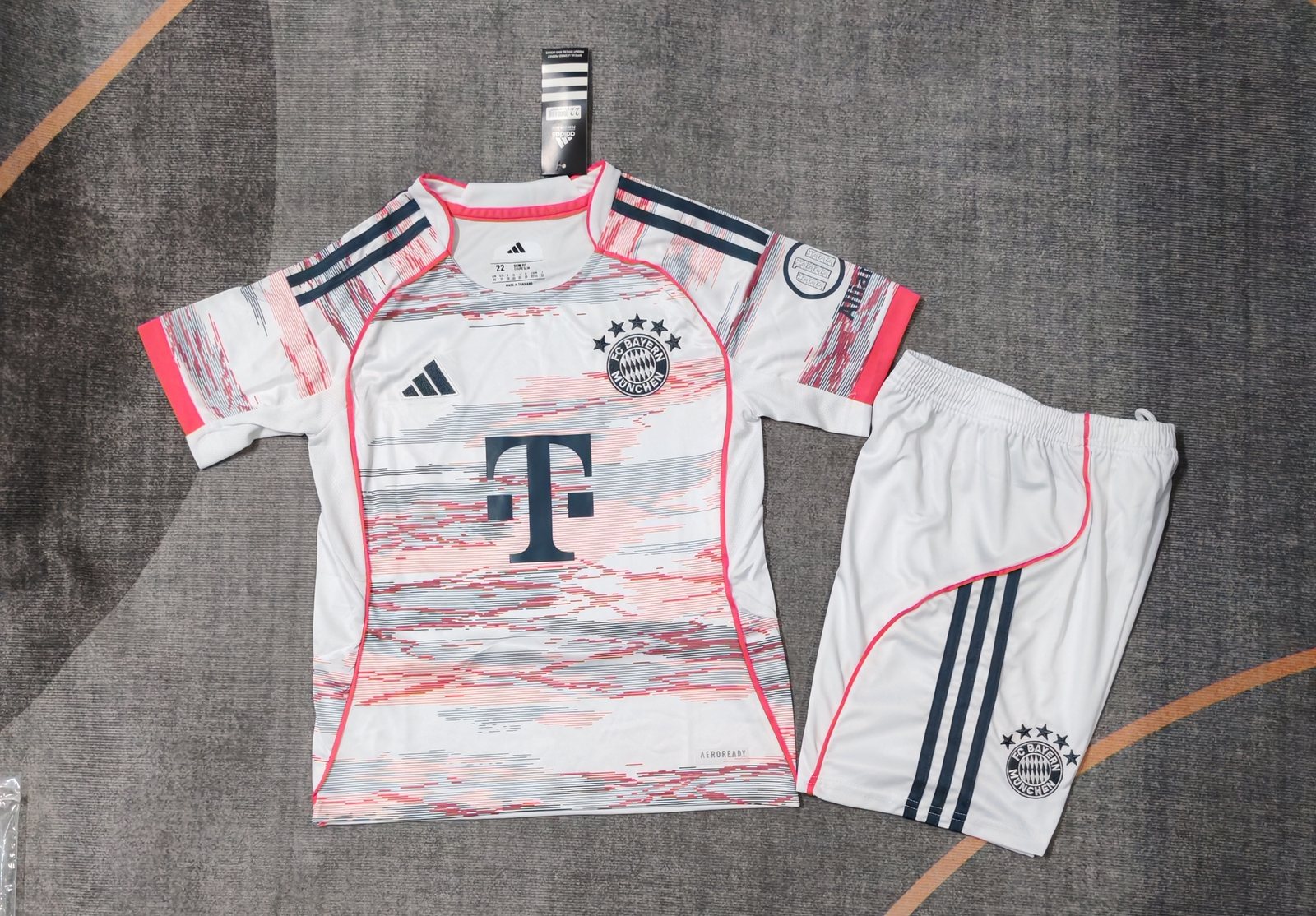 2025-26 Bayern Munich Away Jersey – Kids' 1