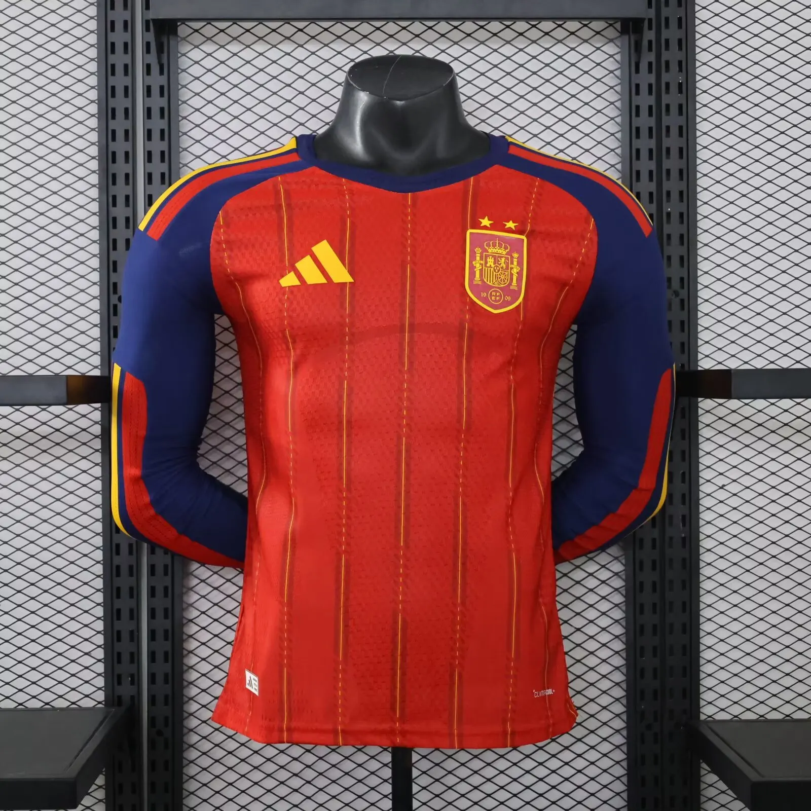 2026-27 Spain Home Long-Sleeve Jersey (with Two Stars) – Player Version 1