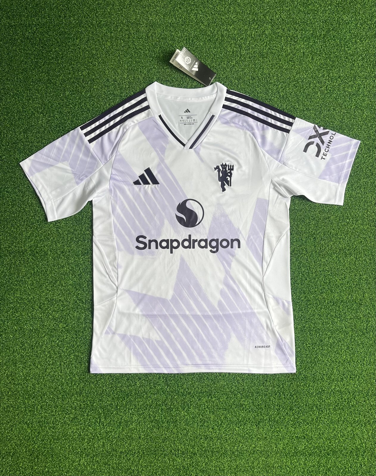 2025-26 Manchester United Away Shirt 1