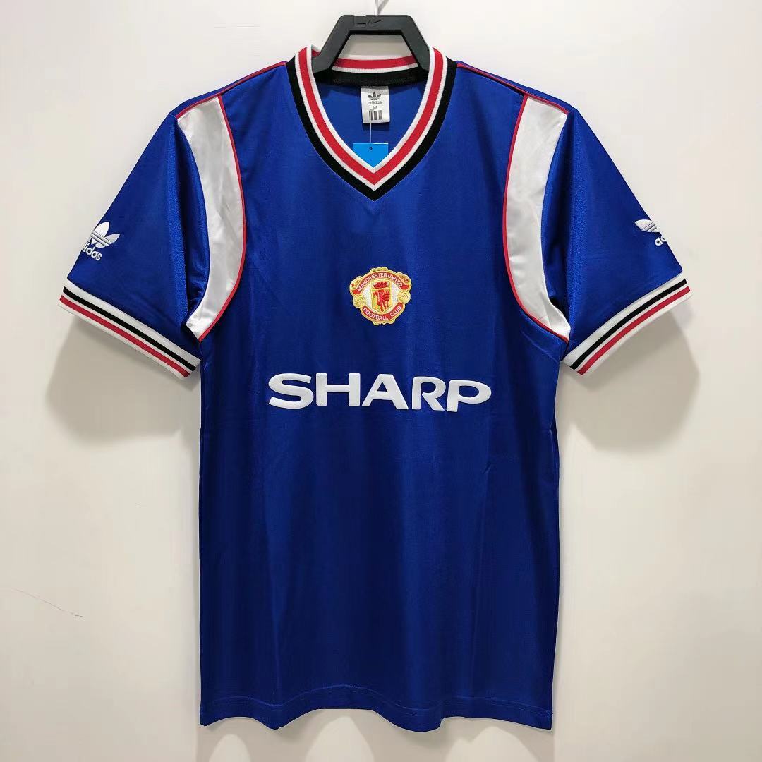 1985 Manchester United away retro jersey 1