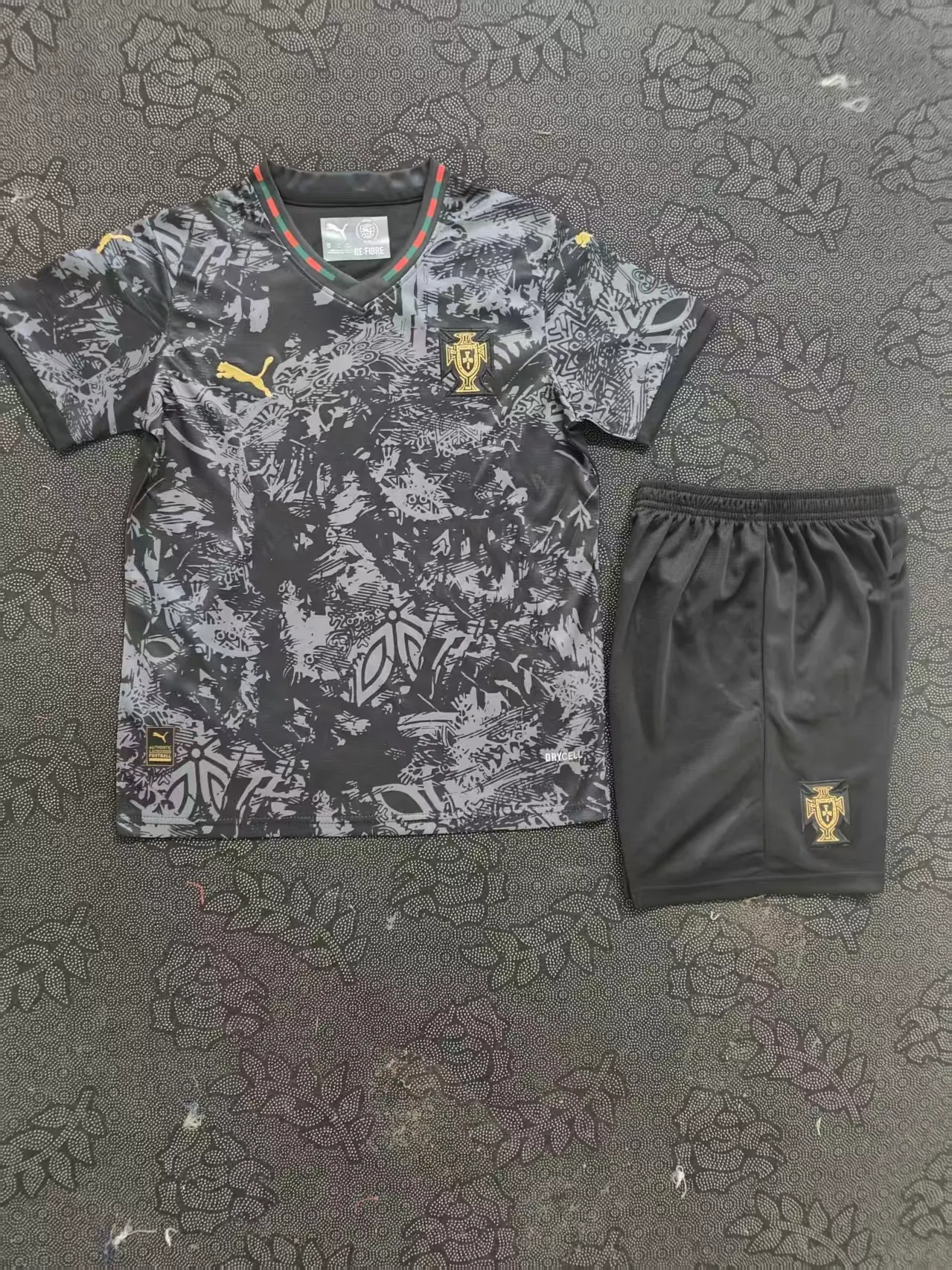 2026-27 Portugal Training Jersey - Kids' 1