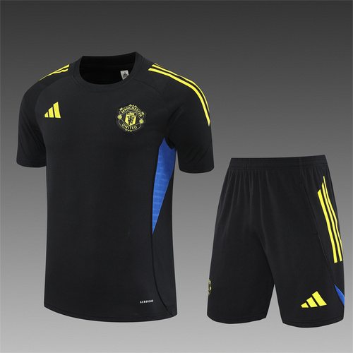2025-26 Manchester United black short-sleeved training jersey