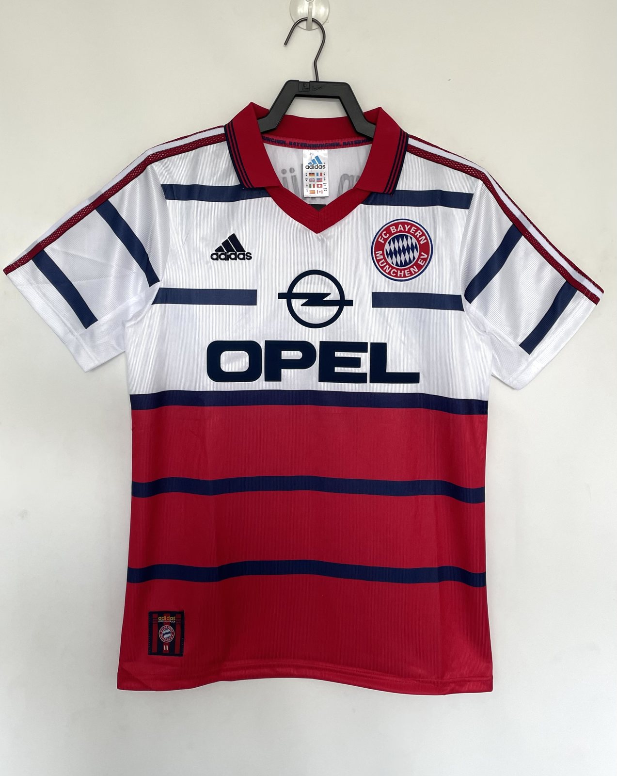 1998-00 Bayern away retro jersey 1