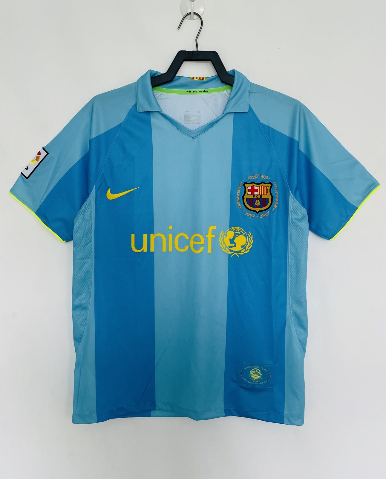 2007-08 Barcelona Away Retro Jersey 1